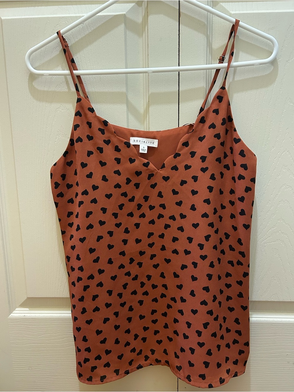 Socialite Rust Heart-Print Spaghetti Strap Cami Top